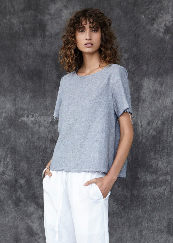 DENIM FRAY TOP - Tluxe